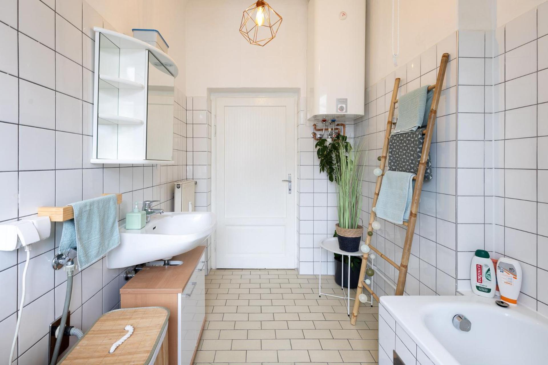 Sunny Citycenter Apartment - Graz Main Station Eksteriør billede
